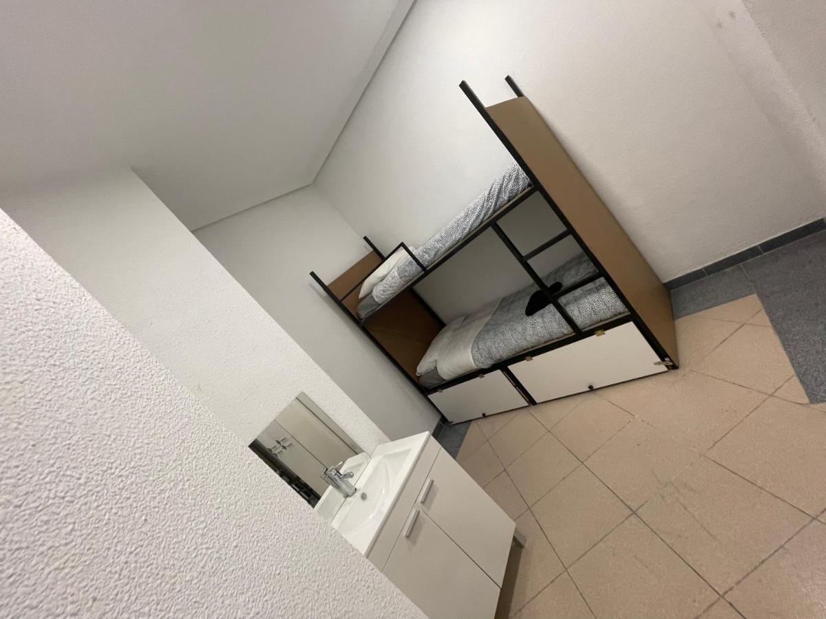 Parsa Homstay Madrid Ngoại thất bức ảnh